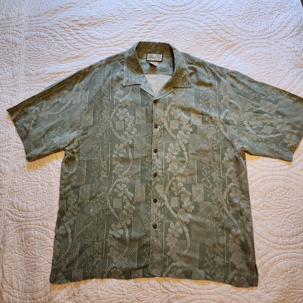 Jamaica Jaxx Authentic Island Style 100% Silk Short Sleeve Button Down Shirt